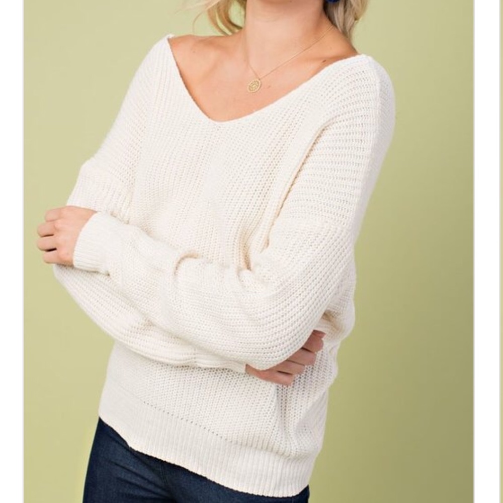 Last 1 Medium! Off White Twisted Back Sweater - Picture 2 of 5